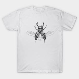 Stag beetle lady T-Shirt